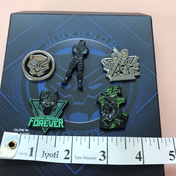 Marvel Black Panther Wakanda Forever Enamel 5 Pins - Picture 8 of 11